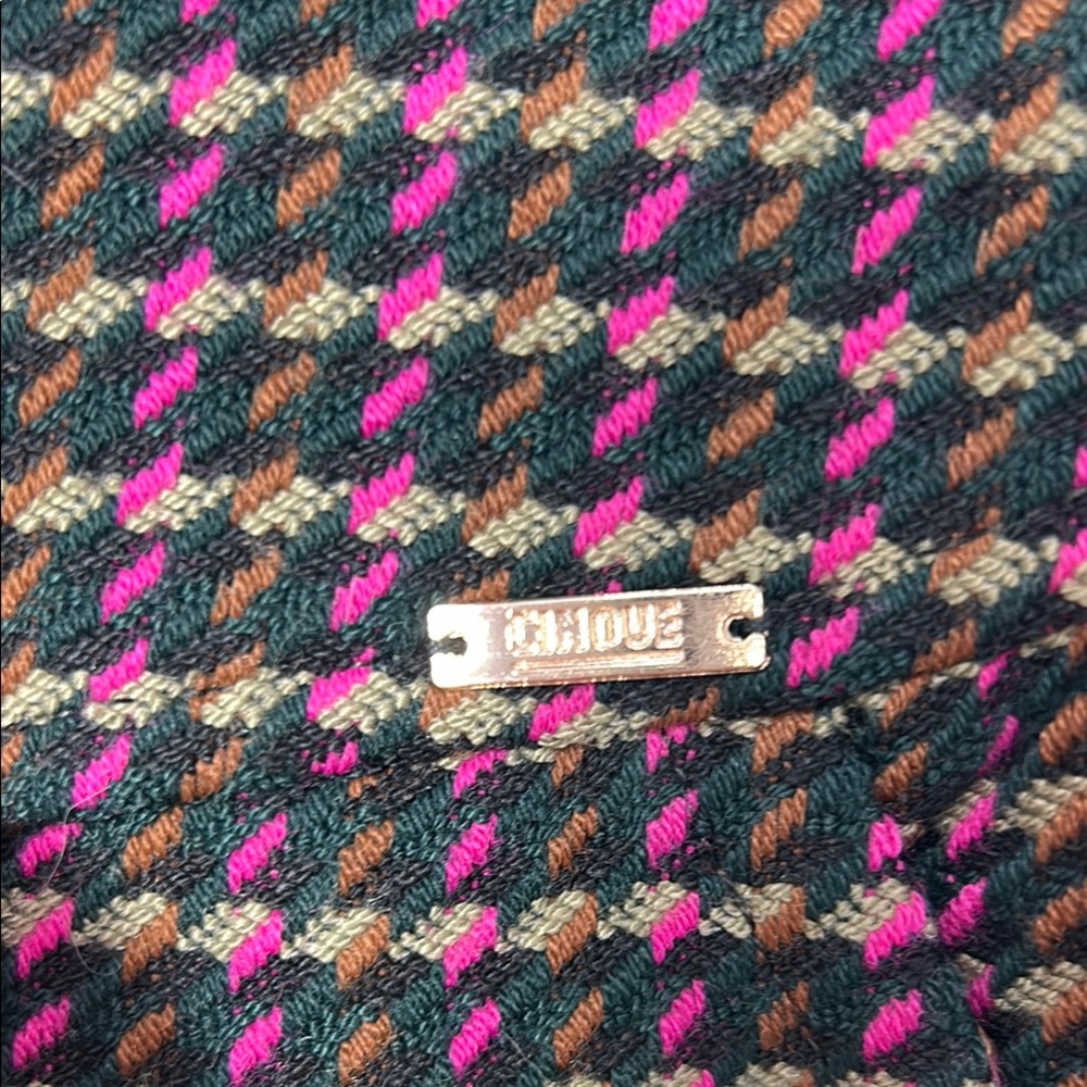 Cinque Stylish Pink and Black Houndstooth Skirt - Picture 3 of 12